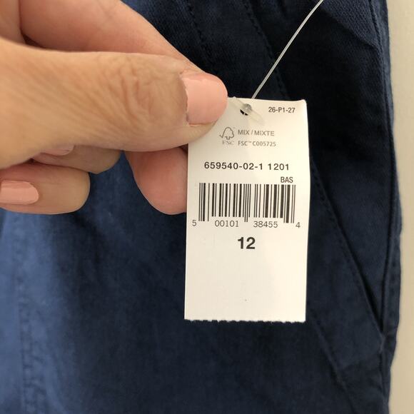 Gap NWT Women's Easy Utility Navy Blue Shorts Size 12 - Picture 3 of 8